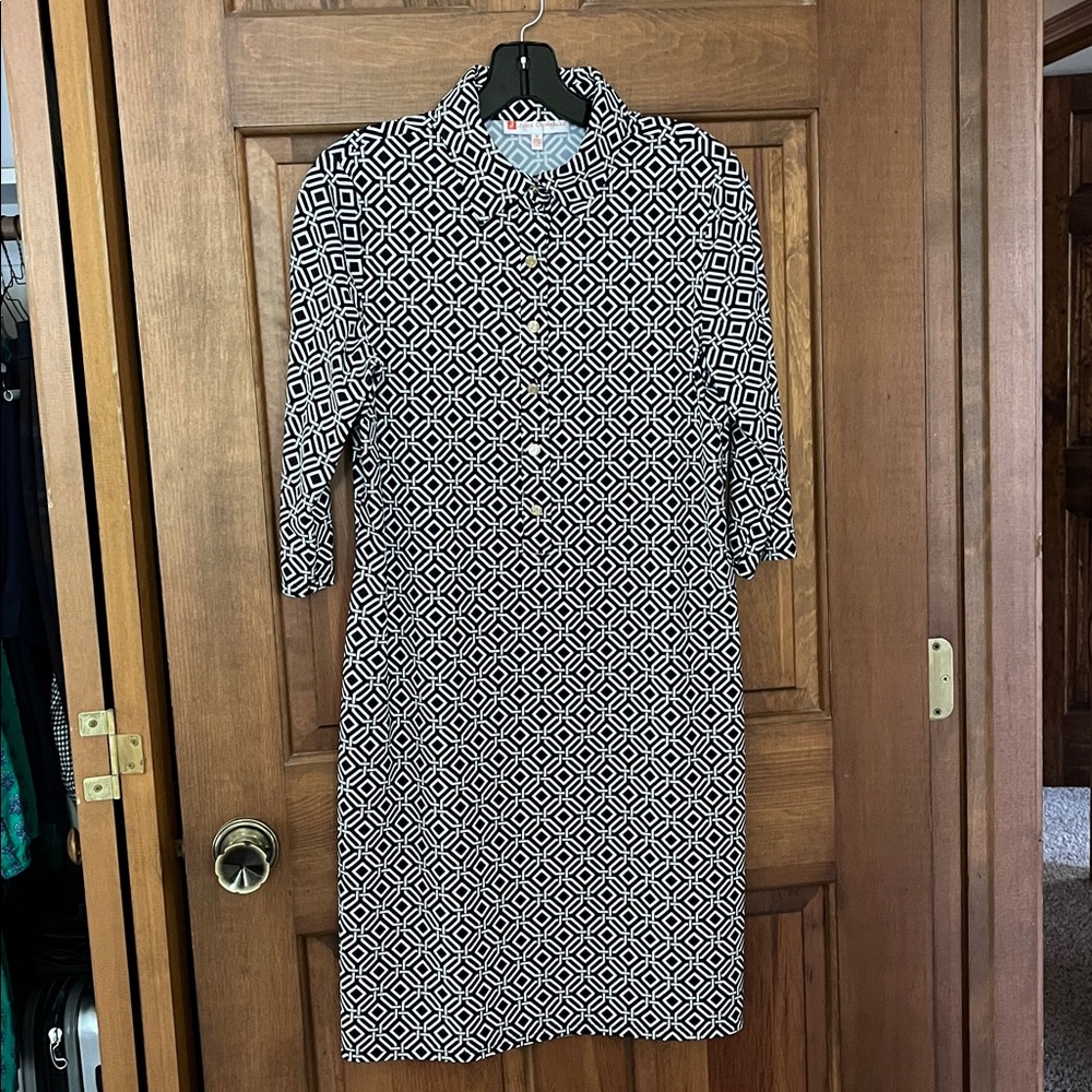 Jude Connally Navy & White Geometric Midi Dress
